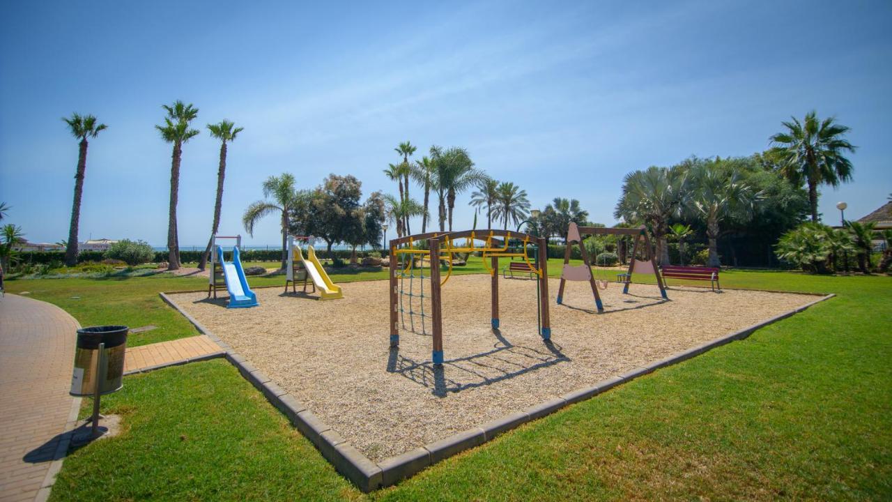 Mediterranea 2 Vera Playa Jardines Tus Momentos Frente Al Mar Екстериор снимка